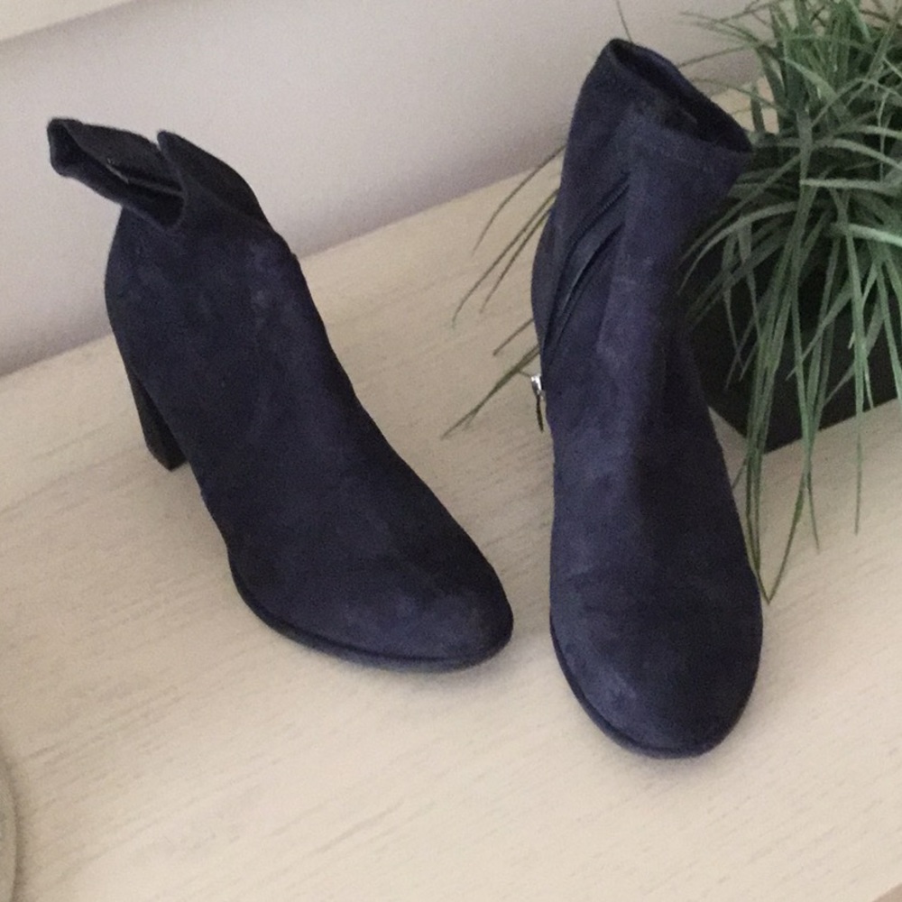 Blue Suede Boots